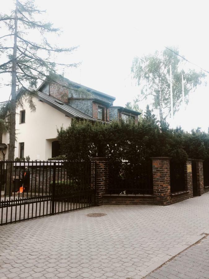 Guest House Villa Arkadia Warschau Exterior foto